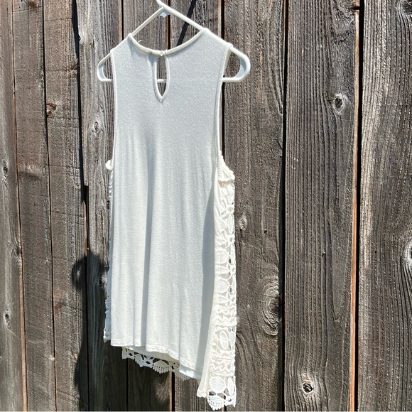 Live to be spoiled cream lace top size medium - Picture 9 of 10